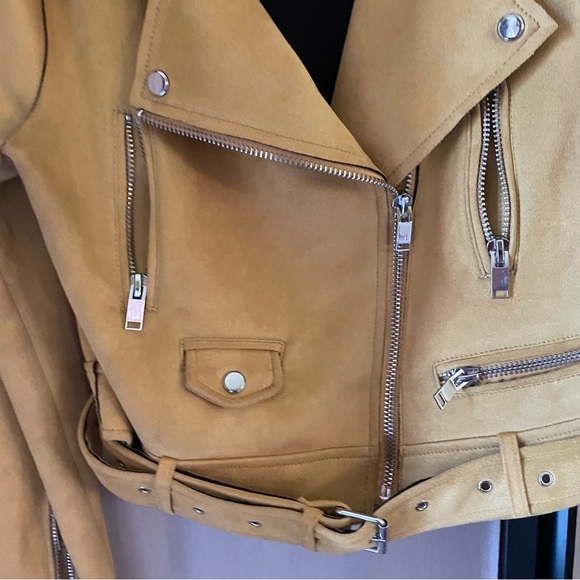 ⬇️ $37.00 ⬇️ Zara Basic Outerwear Faux Leather Biker Jacket Mustard shade. - Picture 5 of 16